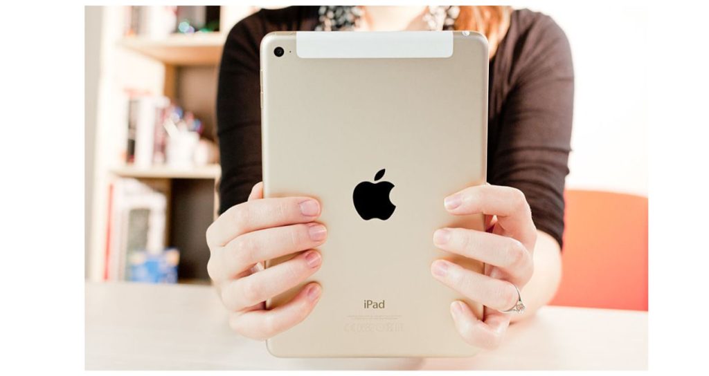 Used iPad Mini 4 in Oman